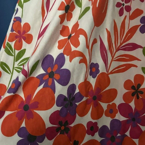 Floral Print Cream Top - Picture 3 of 4